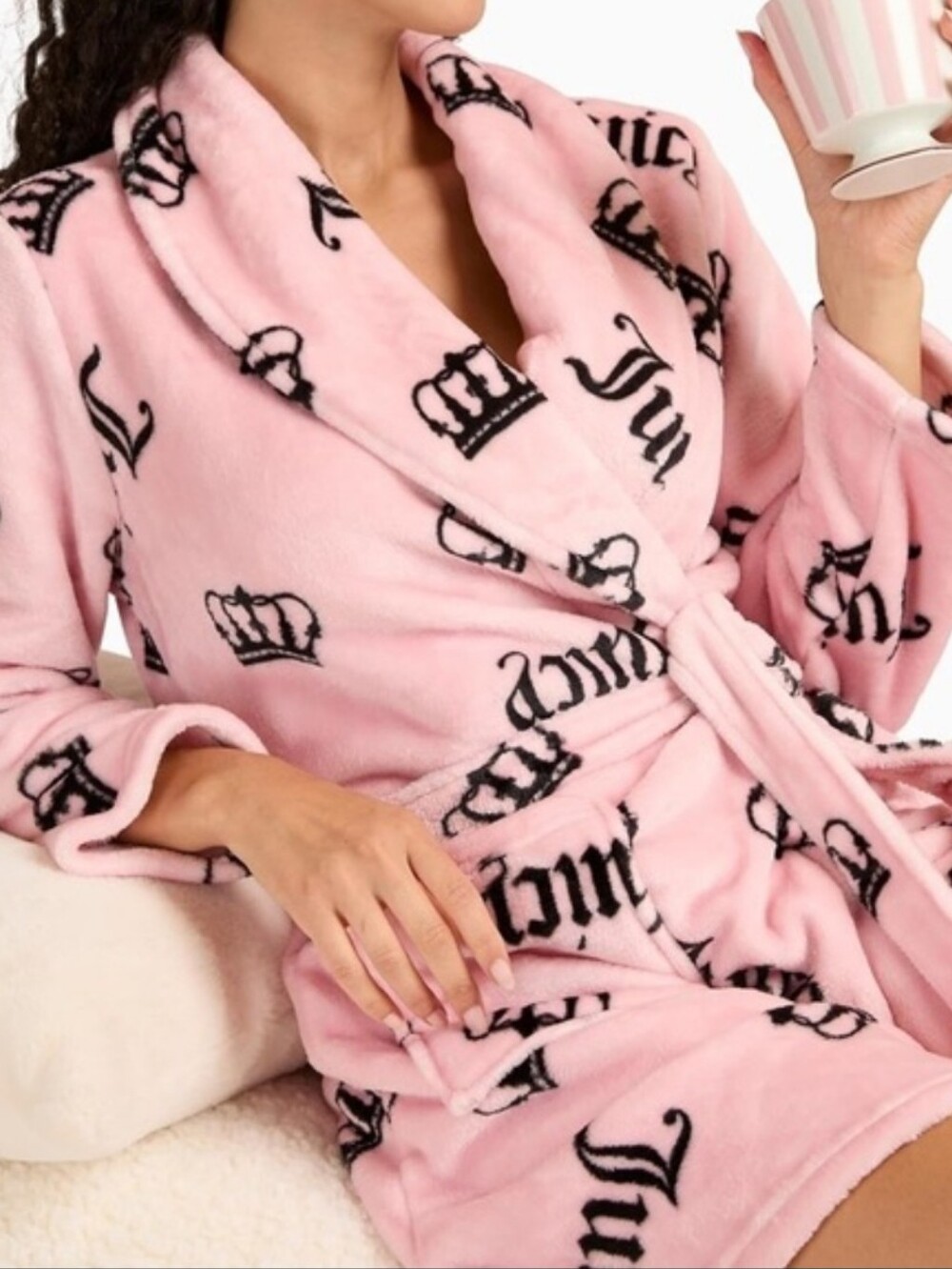 Juicy Couture Plush Robe S/M